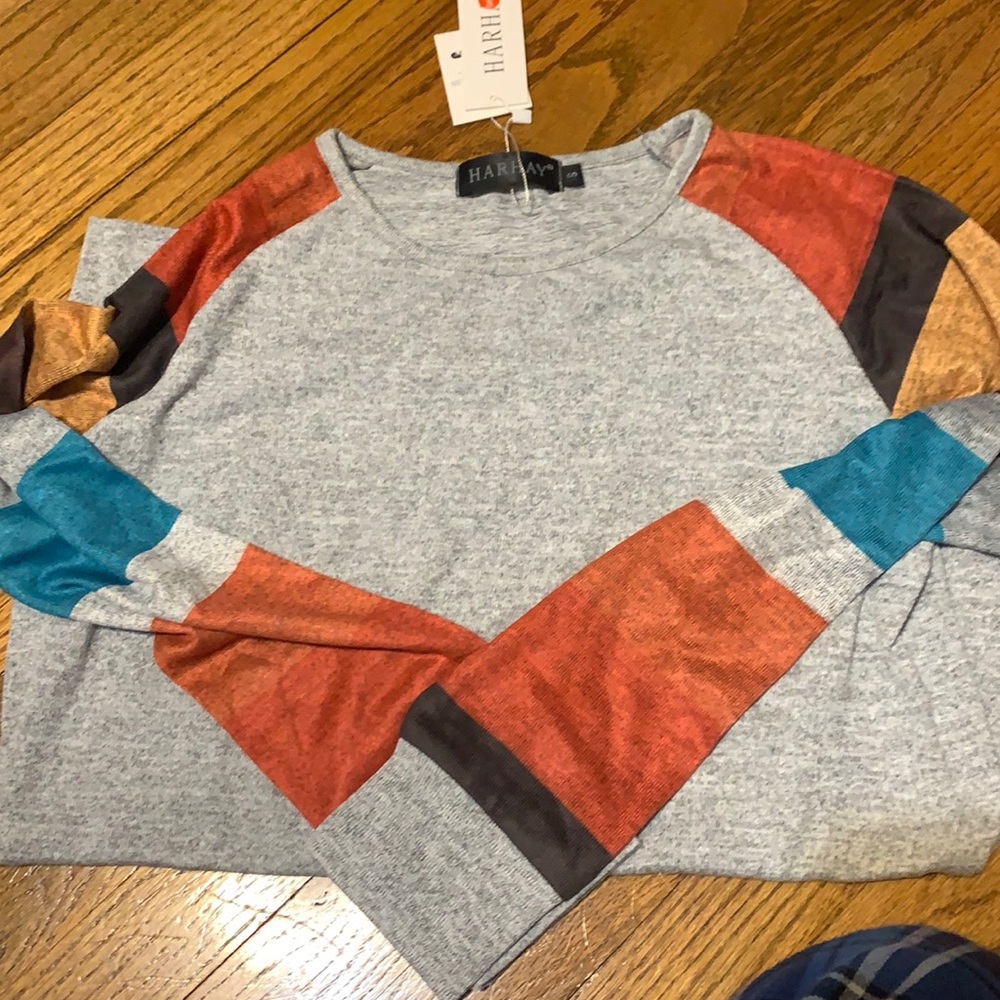 grey long sleeve